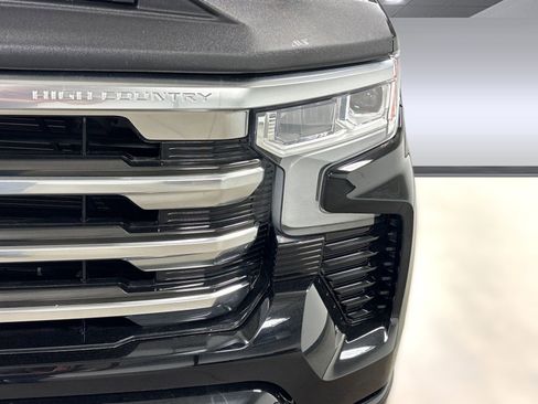 Used 2023 Chevrolet Silverado 1500 High Country image 9