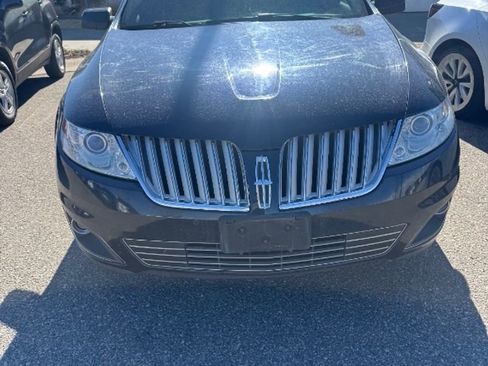 Used 2009 Lincoln MKS AWD image 29