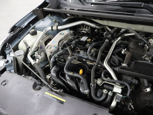Used 2024 Nissan Sentra SV FWD image 18