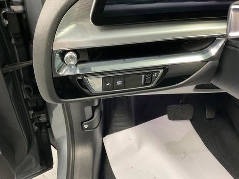 Used 2023 Cadillac Lyriq Luxury image 10