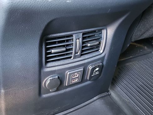 Used 2024 Nissan Titan PRO-4X w/ Off Road Protection Package AWD/4WD image 27