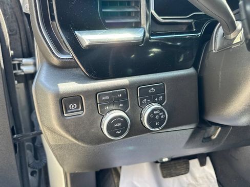 Used 2024 GMC Sierra 1500 Elevation w/ X31 Off-Road Package AWD/4WD image 19