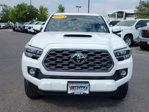 Used 2023 Toyota Tacoma TRD Sport w/ TRD Premium Sport Package AWD/4WD image 5