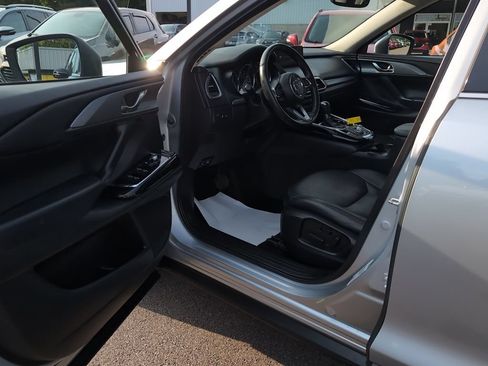 Certified 2023 MAZDA CX-9 Touring AWD/4WD image 17