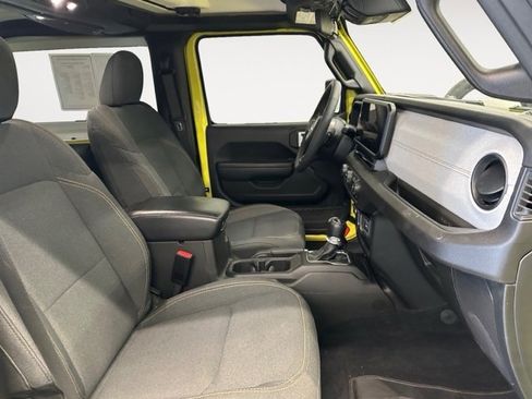 Used 2024 Jeep Wrangler Sport S image 20