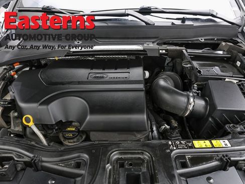 Used 2021 Land Rover Discovery Sport SE R-Dynamic AWD/4WD image 7