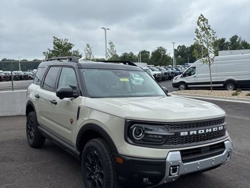 New 2025 Ford Bronco Sport Badlands w/ Badlands Tech Package AWD/4WD image 1