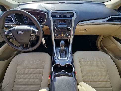 Used 2016 Ford Fusion SE FWD image 15