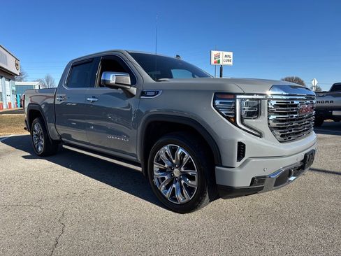 Used 2024 GMC Sierra 1500 Denali image 8
