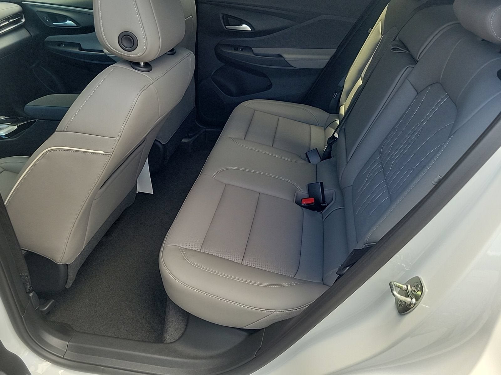 New 2026 Buick Envista Sport Touring FWD image 10