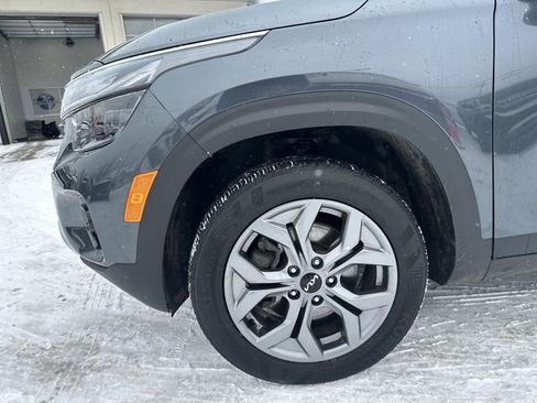 Used 2024 Kia Seltos S AWD/4WD image 21