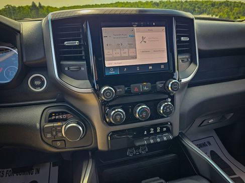 New 2026 RAM 1500 Express AWD/4WD image 20