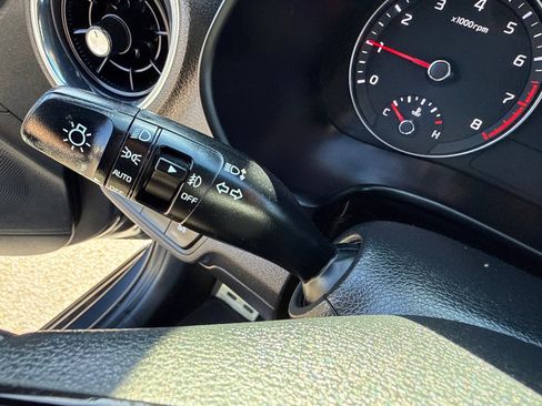 Used 2020 Kia Forte GT-Line FWD image 28