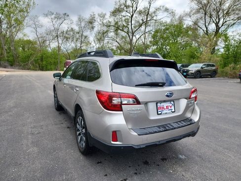 Used 2017 Subaru Outback 2.5i Limited AWD/4WD image 5