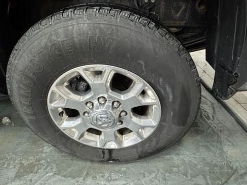 Used 2022 RAM 3500 Laramie image 43