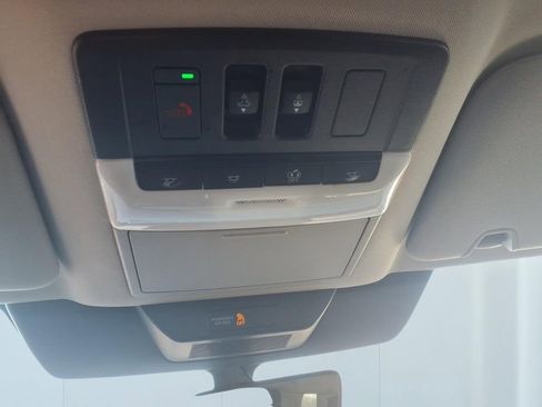 Used 2024 Nissan Pathfinder Platinum w/ Cargo Package image 23