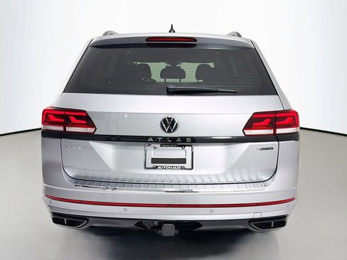 Used 2023 Volkswagen Atlas SEL R-Line image 6