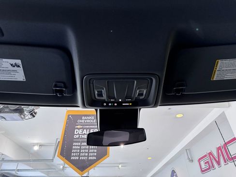 Certified 2024 Chevrolet Silverado 2500 LT image 25