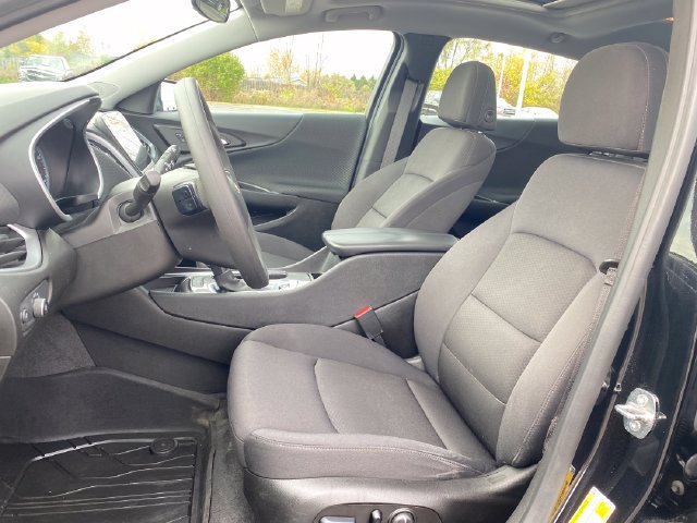 Used 2023 Chevrolet Malibu LT FWD image 16
