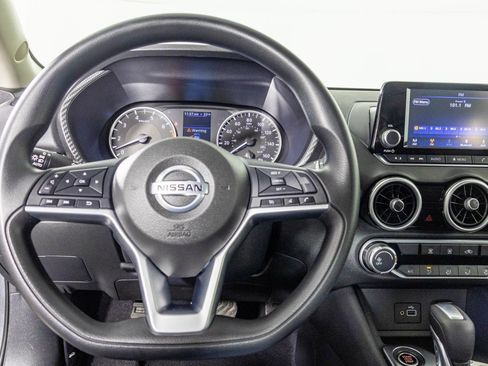 Used 2020 Nissan Sentra S image 69