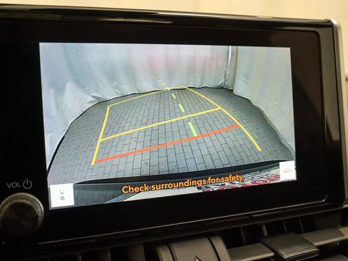 Used 2025 Toyota RAV4 XLE w/ Convenience Package image 14