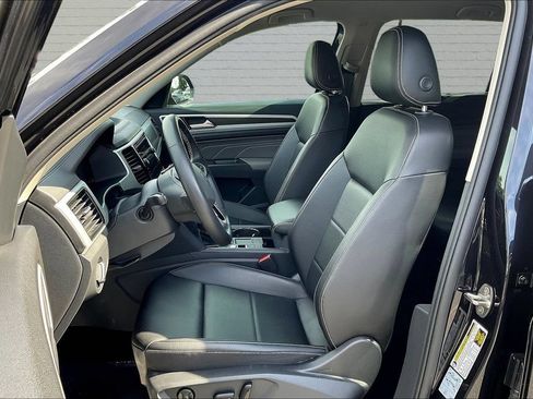 Used 2022 Volkswagen Atlas SE FWD image 12