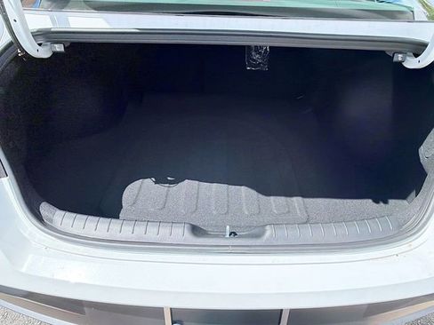 New 2026 Hyundai Elantra SEL Sport Premium FWD image 27
