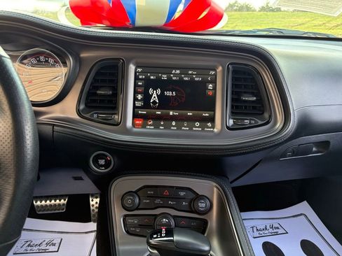 Used 2023 Dodge Challenger R/T w/ Plus Package image 33