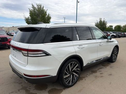 New 2026 Lincoln Aviator Reserve AWD/4WD image 5