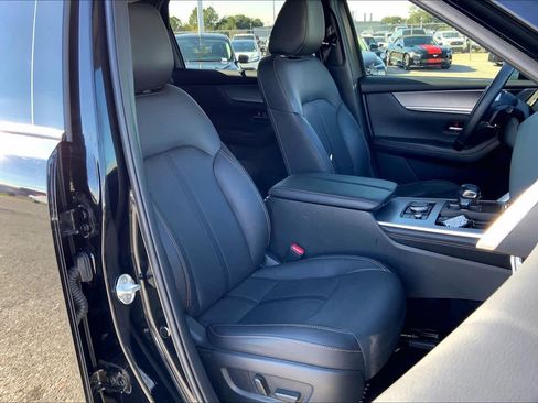 Used 2024 MAZDA CX-90 3.3 Turbo w/ Premium Package image 8