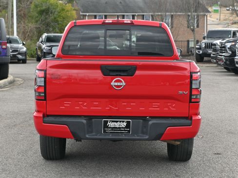 Used 2022 Nissan Frontier SV image 14