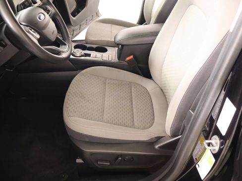 Used 2022 Ford Escape SE w/ Convenience Package FWD image 10