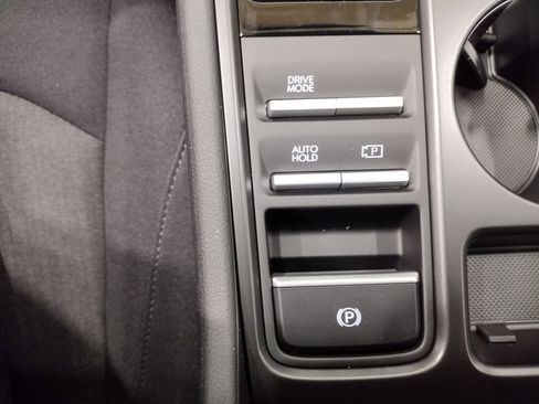 Used 2025 Hyundai Sonata SE FWD image 27