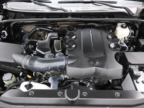 Used 2023 Toyota 4Runner TRD Off-Road Premium w/ Moonroof Package image 15