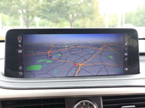 Certified 2022 Lexus RX 350L Luxury image 23