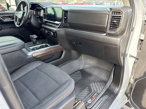 Used 2024 Chevrolet Silverado 1500 RST w/ Z71 Off-Road Package image 27