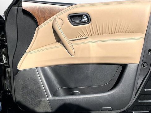 Certified 2023 Nissan Armada SL image 27