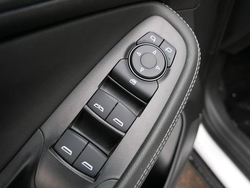 Used 2025 Buick Encore GX Preferred image 16