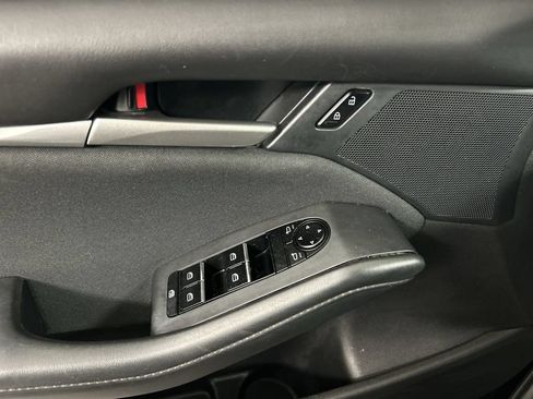 Used 2024 MAZDA MAZDA3 s FWD image 11