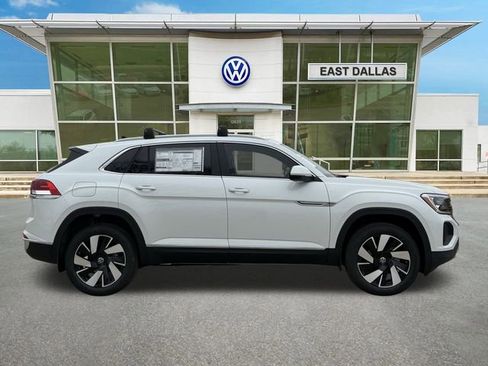 New 2026 Volkswagen Atlas Cross Sport SEL image 2