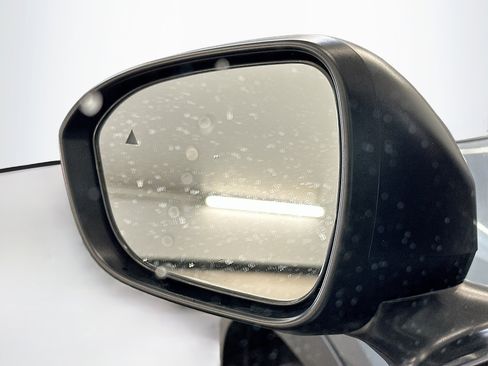 Used 2025 Nissan Kicks S image 16