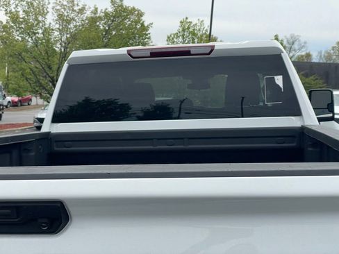 Used 2024 Chevrolet Silverado 2500 LT AWD/4WD image 26