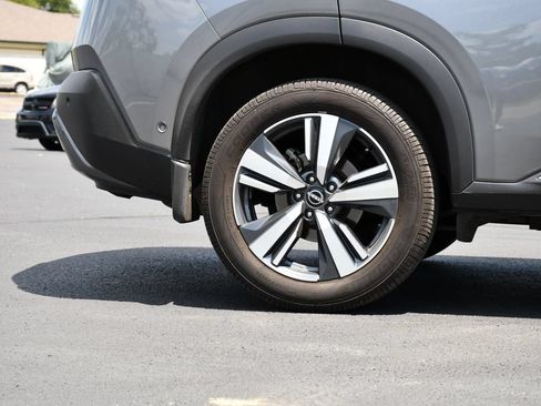 Used 2023 Nissan Rogue SL w/ SL Premium Package FWD image 10