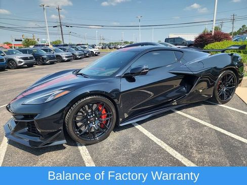 Used 2024 Chevrolet Corvette Z06 w/ Z07 Performance Package RWD image 7