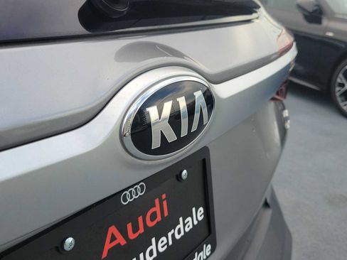 Used 2021 Kia Seltos S FWD image 10