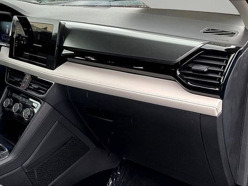 New 2026 Volkswagen Taos S image 25