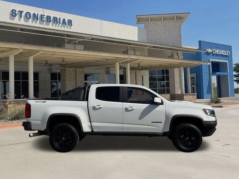Used 2019 Chevrolet Colorado ZR2 w/ ZR2 Dusk Special Edition AWD/4WD image 4