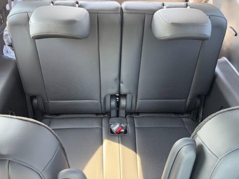 New 2026 Hyundai Ioniq 9 Calligraphy image 6