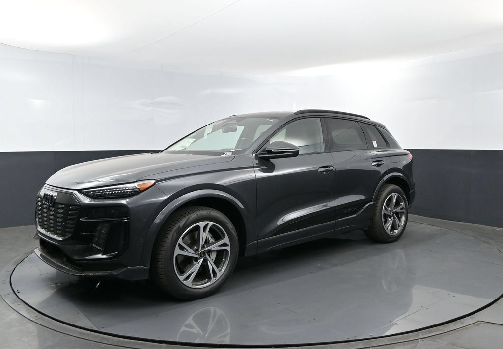 New 2027 Audi Q6 e-tron Premium Plus AWD/4WD image 1