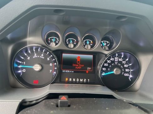 Used 2015 Ford F250 XLT w/ XLT Value Package image 5